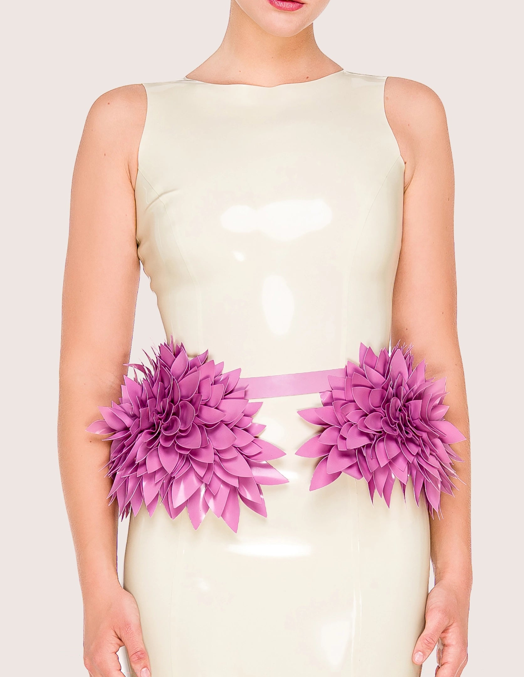 EPIC LATEX BLOOM BELT