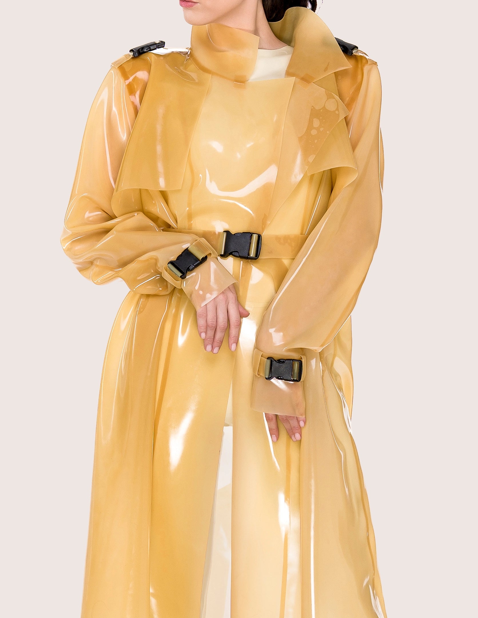 EPIC TRANSPARENT LATEX TRENCH